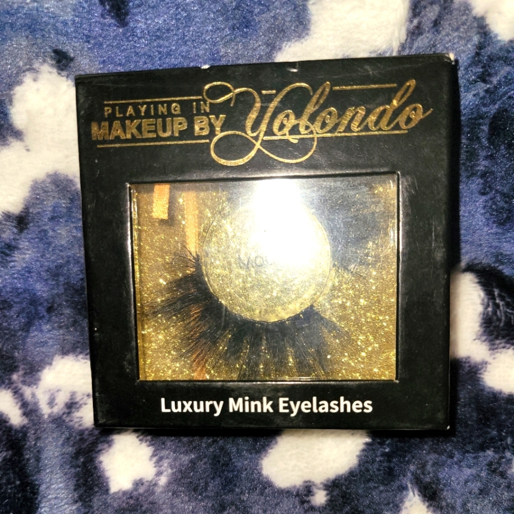 Playing In Makeup By Yolondo 25mm Mink Eyelashes